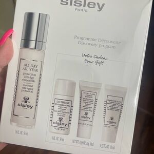 Sisley-Paris Skincare Discovery Set with All day all year full size unopened